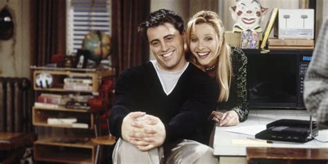 Friends 10 Reasons Why Joey And Phoebe Arent Real Friends