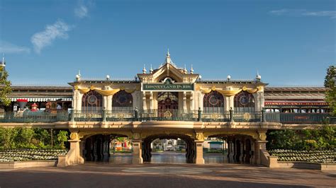 Disneyland Railroad Main Street Station Attraction Et Parc