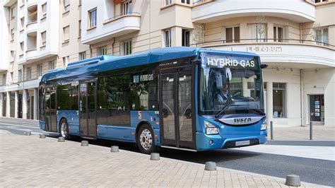 Νέο Iveco Urbanway Hybrid φυσικού αερίου vid iveco