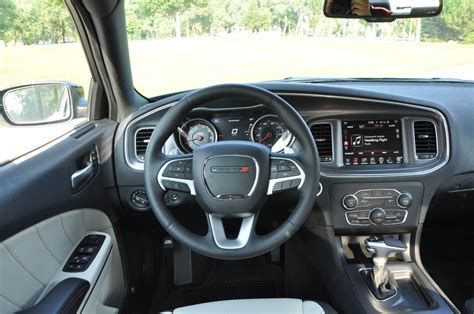 2015 Dodge Charger Sxt Plus Awd Rallye A Big Car With A Big