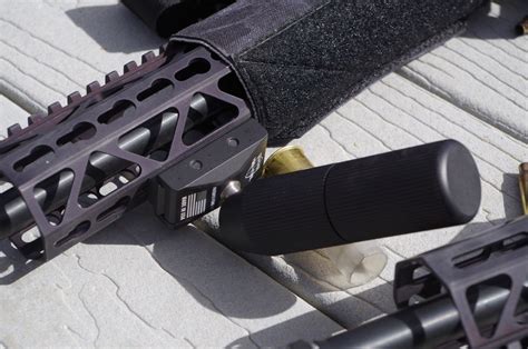 Review Mid Evil Industries 360 Vertical Fore Grip The Firearm Blog