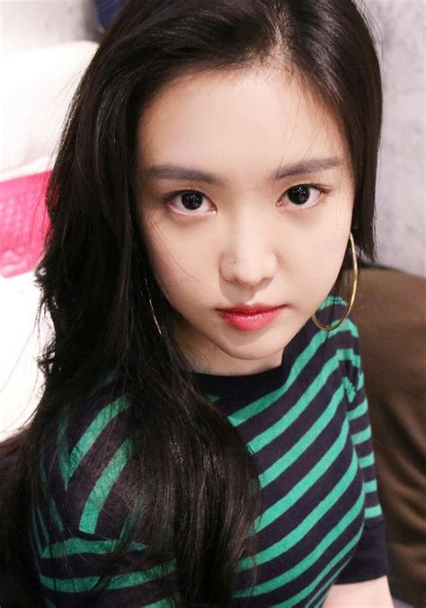 Pin On Apink Son Naeun 손나은