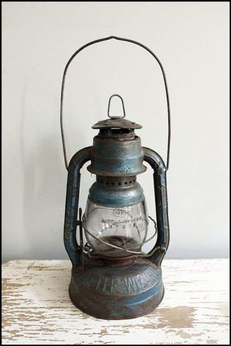 Old retro oil lamp, thickened high temperature, windproof glass, good light transmission effect, for indoor/outdoor use. Wizard wick hurricane lamps - 12 perfect ways to have a ...