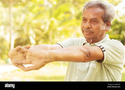 Elderly Person People Exercise Hi Res Stock Photography And Images Alamy