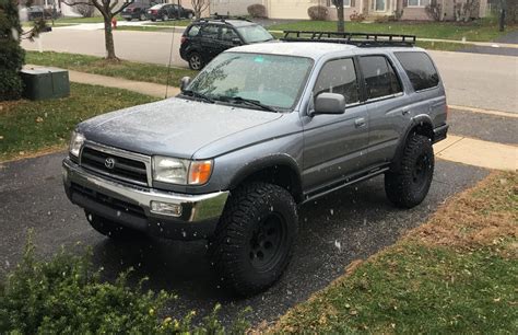 Lifted 1997 Toyota 4runner Sr5—ready For Snow In Chicago Il 4x4