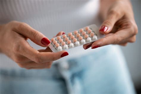 Birth Control Methods The Pros And Cons Of 7 Types Of Birth Control
