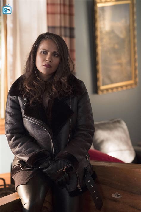 Lesley Ann Brandt As Mazikeen In Lucifer Mr And Mrs Mazikeen Smith