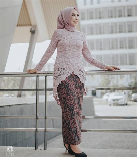 43 Model Kebaya Muslim Yang Stylish Dan Trendi Untuk Kondangan Updated
