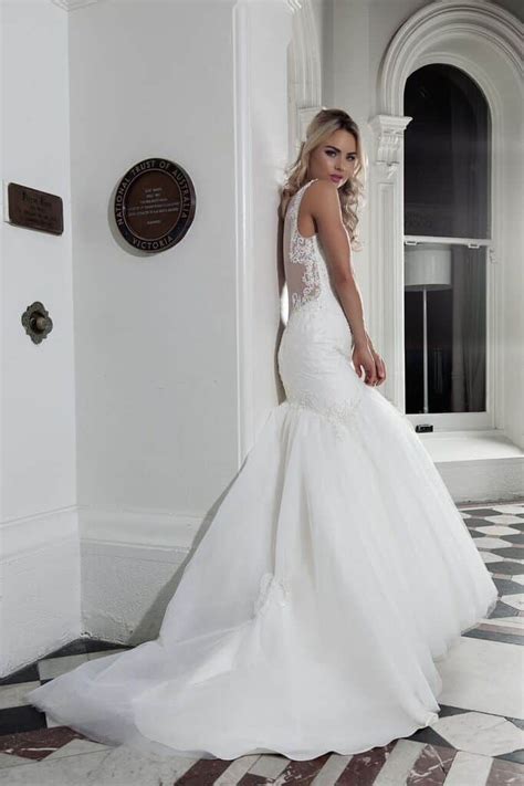 Lola Lookbook Bride 2022 Wedding Dress Melbourne