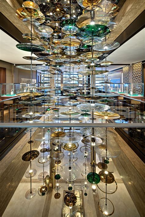 Gallery Dubai Mall Commercial Interior Design Glass Furniture