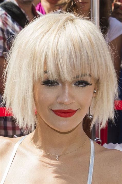Rita Ora Straight Platinum Blonde Bob Choppy Bangs Hairstyle Platinum Blonde Hair Platinum