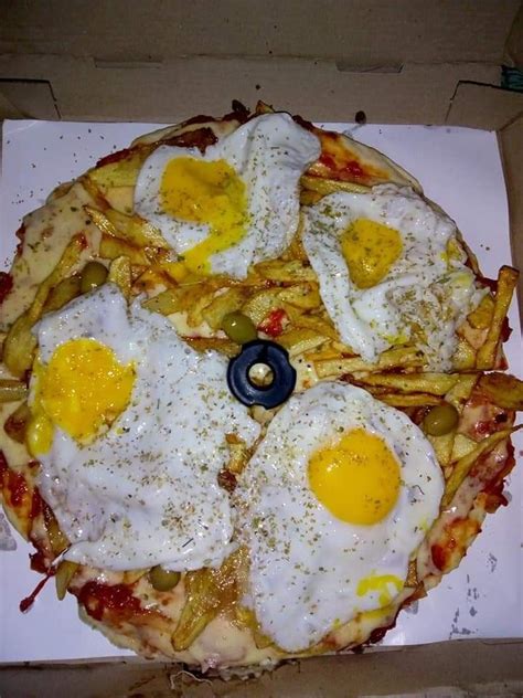 Pizza De Papas Fritas Y Huevo Frito♡ Huevos Fritos Taurus Eggs Space