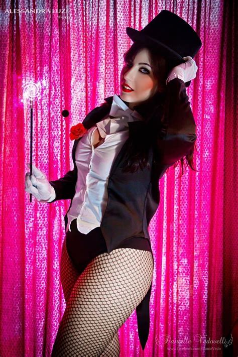 calvin s canadian cave of coolness mega zatanna cosplay cool