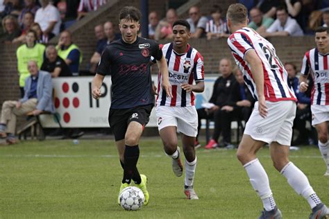 Preview and stats followed by live commentary, video highlights and match report. Willem Ii Vs Sparta Rotterdam / Samenvatting • Willem II - Sparta Rotterdam (19-08-1995 ...