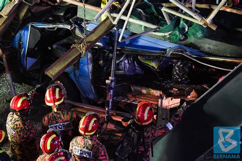 Why construction at suke highway is still going on when accidents occurred one after another. Overhead bridge collapse: Trailer driver tests positive for drugs | Borneo Post Online