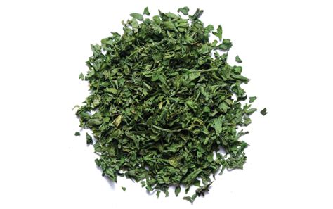Parsley Flakes Complete Information Including Health Benefits Selection Guide And Usage Tips