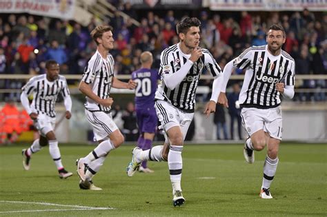 Выступал в 1988 92 гг. Zidane alleato Juventus: "io, cuore bianconero. E su ...