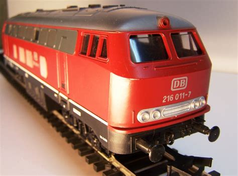La Locomotive Diesel V160 Baureihe 216 Et 218 De La Db De Lima Au 1 45