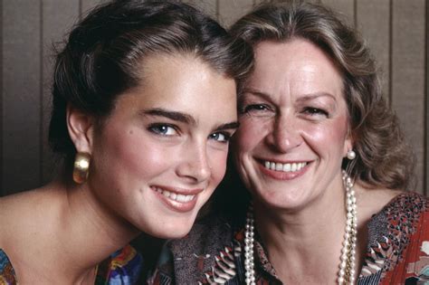 Brooke Shields Details Her Mothers Relationship With Accused Stalker Page Six