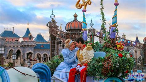 Tokyo disneyland and tokyo disney sea parks are currently open with the implementation of the amusement park and theme park new coronavirus infection containment most attractions are up and running while parades and shows are temporarily closed. PHOTOS, VIDEO: Disneyland Paris 2019 - A Year in Review ...