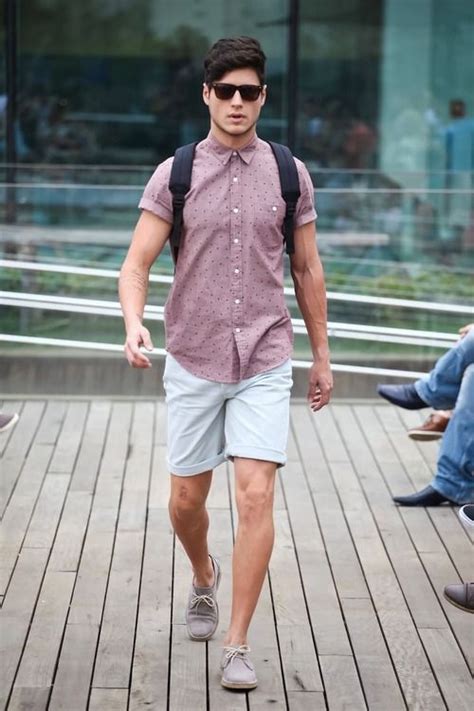 15 Best Summer Travelling Outfit Ideas For Men Travel