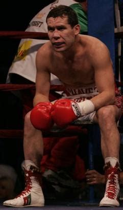 Julio cesar chavez sr is a living legend, probably the best mexican fighter ever because he was a very educated pressure fighter: Photos - Julio Cesar Chavez Sr. sits in the corner prior ...