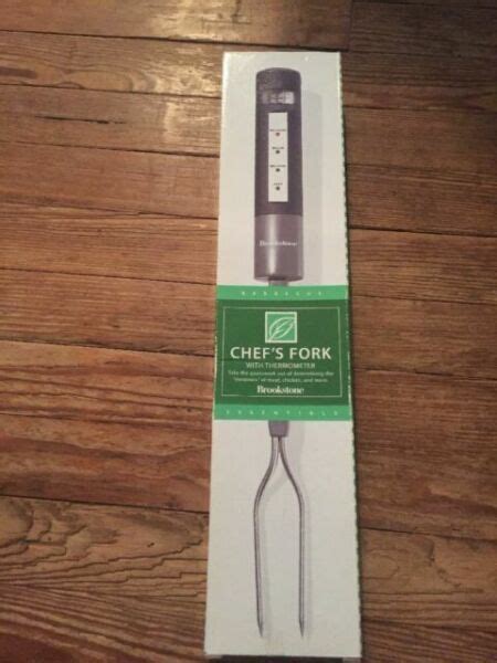 Brookstone Chefs Fork With Digital Thermometer For Barbecue Bbq For