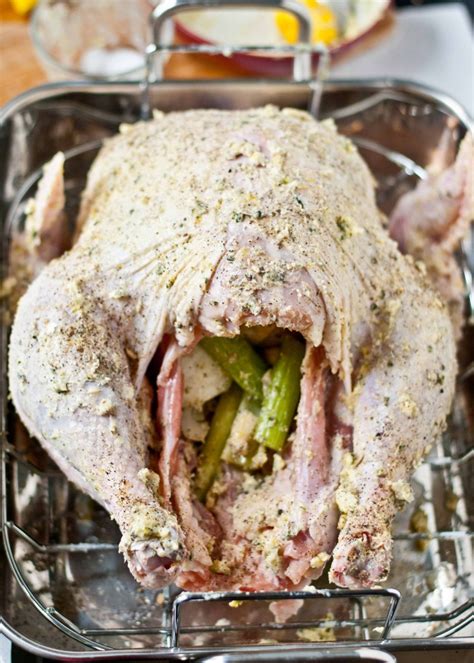 Instant pot turkey breast is a great and easy way to cook your thanksgiving turkey! Roast A Bonded And Rolled Turkey / Video: How to Cook a Spatchcock Turkey (the Fastest ... - I ...