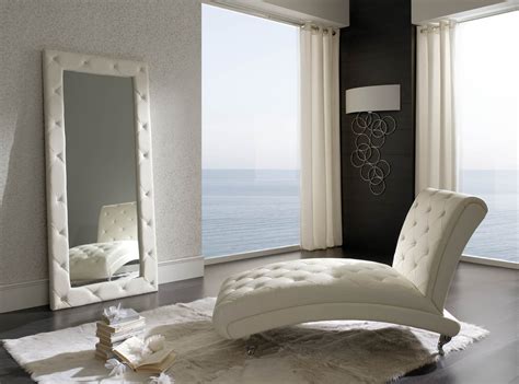 There are bedroom sets available in all styles, from traditional bedroom furniture designs to something more contemporary for the modern person or. Peninsula White Modern Italian Bedroom set - N Star Modern ...