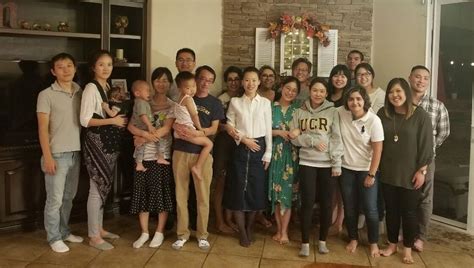 Family business / patara bosi 2. People - MYUNG'S LAB