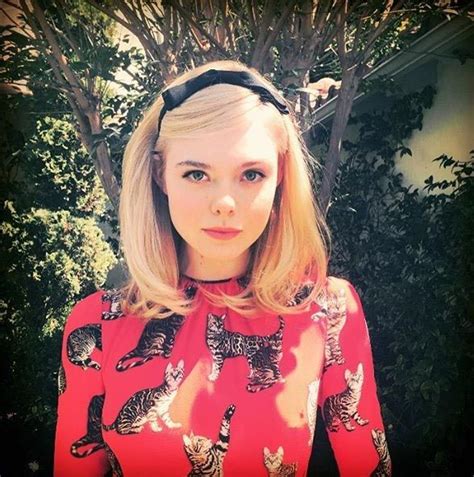 The It Girlapproved Beauty Accessory Of The Summer Elle Fanning