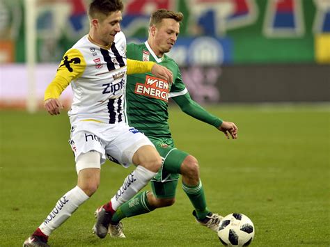 Eine weitere traditionelle rivalität besteht zu den fans der hauptstädter vom sk rapid. Jetzt LIVE: LASK Linz gegen SK Rapid Wien im Ticker ...