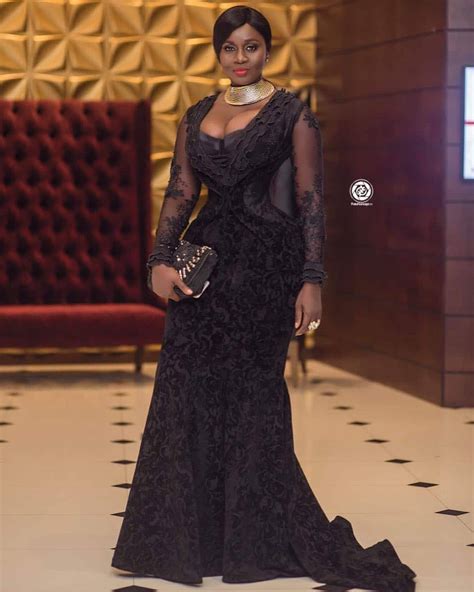 Who were the best dressed celeb at tony awards in 2015? Best dressed celebrity at the Ghana Football Awards ...