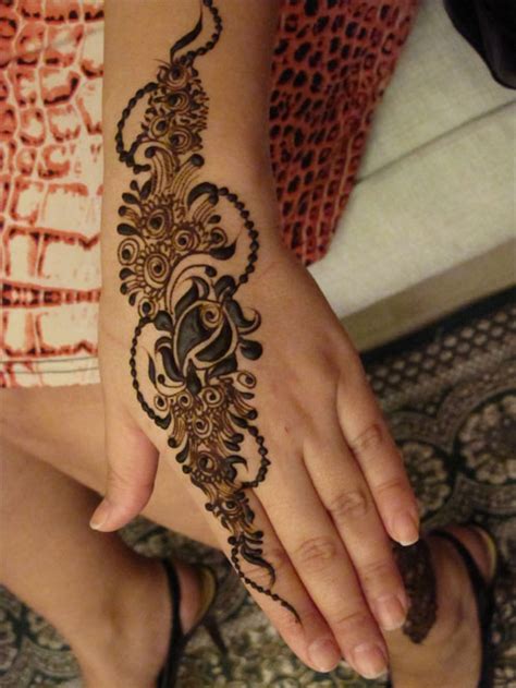 Best Eid Mehndi Designs And Henna Patterns For Full Hands