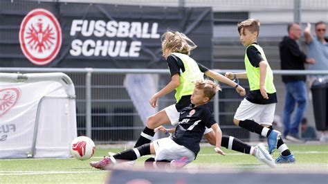 Camps Anmeldung Eintracht Frankfurt Fu Ballschule