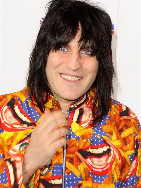 Who Is New Great British Bake Off Host Noel Fielding Everything You