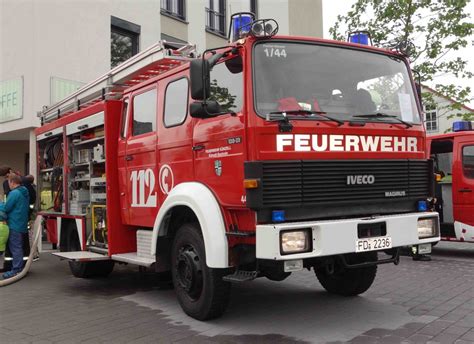 Iveco 120 23 Als Feuerwehrfahrzeug Der Feuerwehr Künzell Gesehen Bei Der Feier 850 Jahre