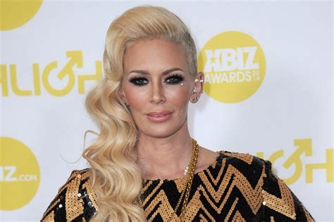 Jenna Jameson Reveals Shes Walking Unaided Amid Mystery Illness Excited