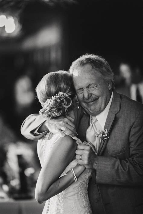 24 Emotional Dads At Weddings Who Wore Their Hearts On Their Sleeves