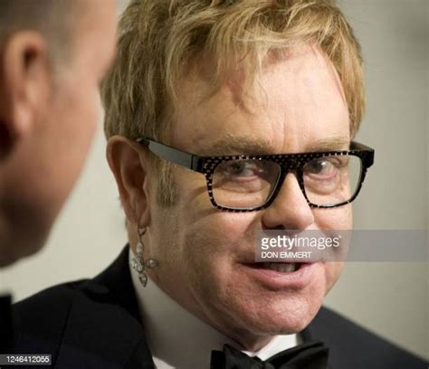 A Benefit For The Elton John Aids Foundation Photos And Premium High