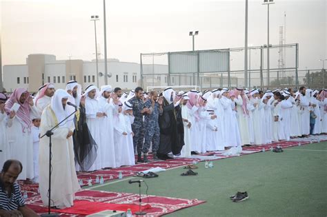 المواطنون والمقيمون أدوا صلاة عيد الأضحى في المساجد والساحات