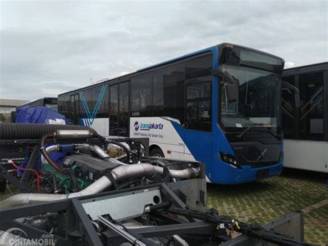 Check spelling or type a new query. 54 Truk Volvo Tercanggih, Konsep Terbaru!