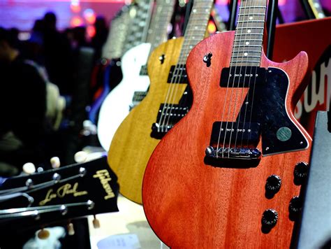 In Pictures Gibson At Namm 2020 Featuring Slash Les Paul Custom Shop Guitars And More