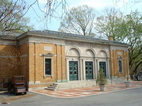 Bronx Zoo House Of Reptiles One Of The Zoo S Oldest Structures From