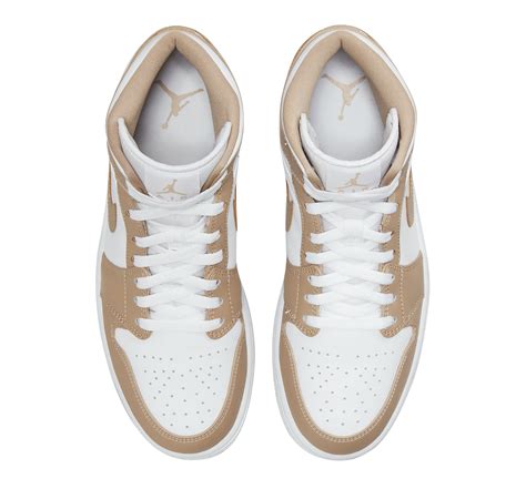 Air Jordan 1 Mid Tan Gum 554724 271