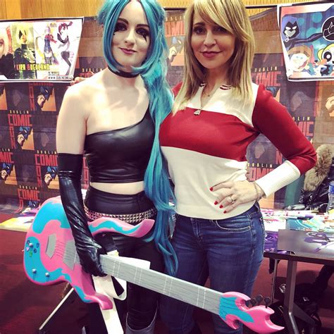 Tara Strong On Twitter On Point Cosplay Dublincomiccon Raven Ember