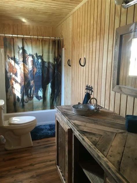 From rustic retreats to luxurious accommodations, these cabins will provide you with an experience that you won't soon forget. Western Hotel | Hotel, Horse vacation, Horses