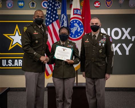 Usarec Command Team Recognizes Top Recruiting Noncommissioned Officers