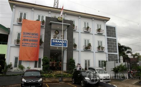 Komite Sekolah Rampungkan Renovasi Sman 61 Jakarta