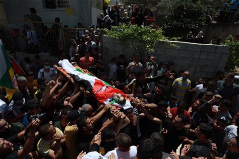 israel tembak 3 warga palestina 2 tewas dan 1 terluka di tepi barat